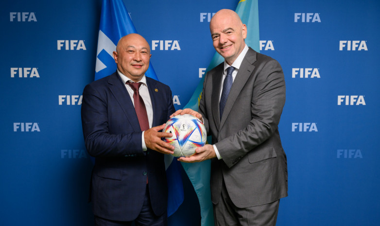 Вы сейчас просматриваете Президент ФИФА прибыл в Казахстан