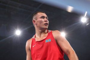 Подробнее о статье Камшыбек Кункабаев одержал победу в первом бою на ЧМ по боксу