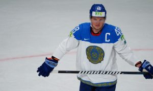 Подробнее о статье Казахстан уступил России на хоккейном турнире в Астане