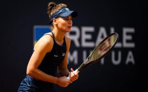 Подробнее о статье Вероника Кудерметова одолела Анастасию Потапову в третьем раунде Открытого чемпионата Италии