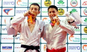 Подробнее о статье Казахстанец Женис Нурлыбаев стал двукратным чемпионом мира по джиу-джитсу