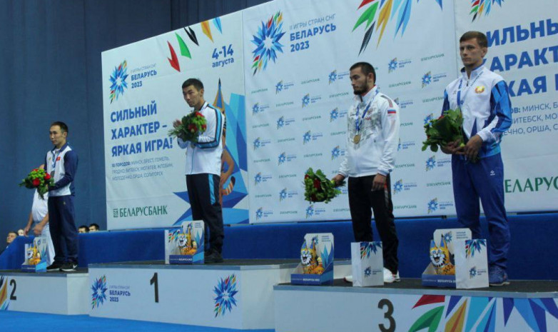 Вы сейчас просматриваете Казахстанские самбисты завоевали 5 медалей на II Играх стран СНГ
