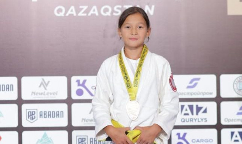 Подробнее о статье 12-летняя казахстанка стала чемпионкой мира по джиу-джитсу