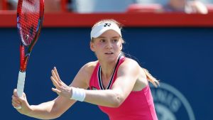 Подробнее о статье Елена Рыбакина обыграла чемпионку US Open и вышла в 1/4 финала турнира в Канаде