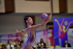 Подробнее о статье Эльжана Таниева вошла в десятку сильнейших на чемпионате мира по художественной гимнастике