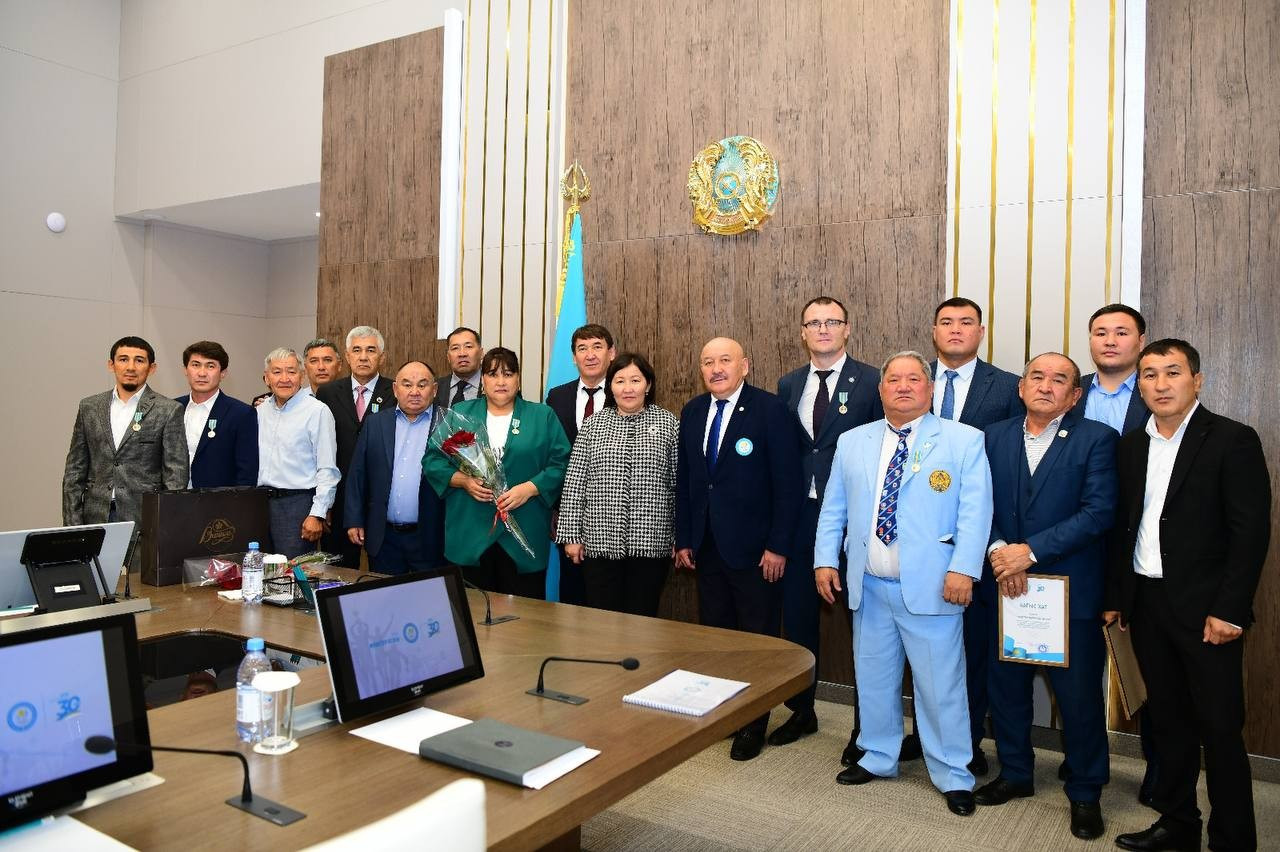 Подробнее о статье Юбилей Олимпийского движения в Казахстане: НОК РК чествовал деятелей спорта Актюбинской области
