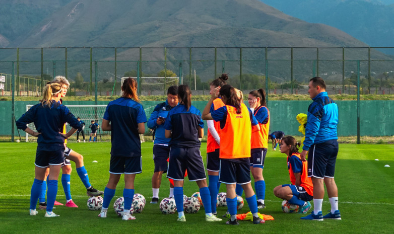 Вы сейчас просматриваете Женская сборная Казахстана по футболу удачно стартовала в Лиге наций УЕФА
