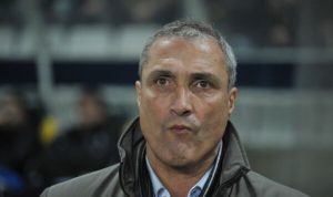 Подробнее о статье Во Франции тренера отстранили от работы с командой из-за обвинений в расизме