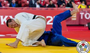 Подробнее о статье Казахстанские пара дзюдоисты завоевали 10 медалей на мировом Гран-При в Токио