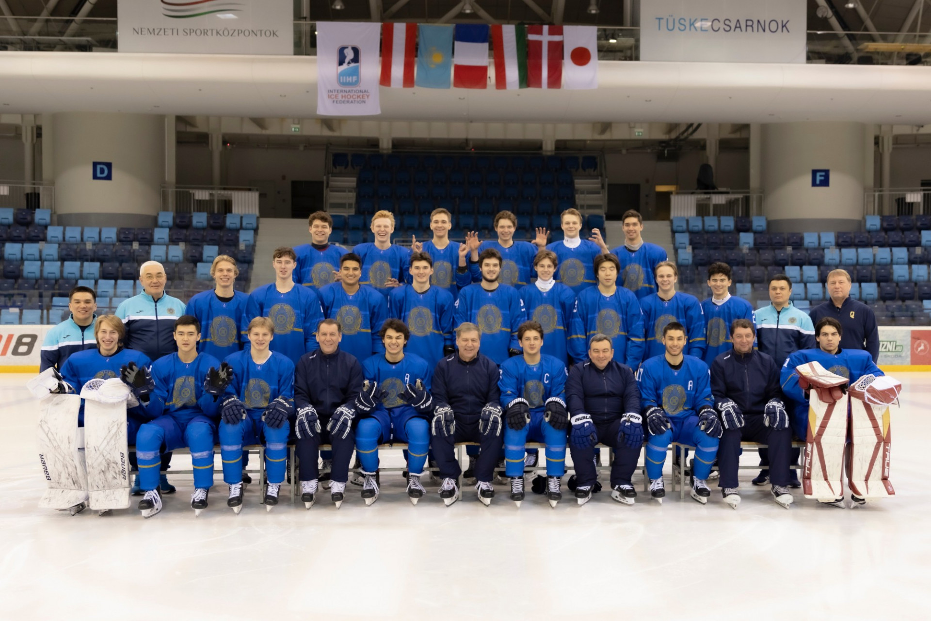 Вы сейчас просматриваете Молодежная команда Казахстана по хоккею досрочно вышла в элитный дивизион чемпионата мира