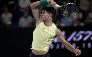 Подробнее о статье Карлос Алькараз вышел в четвёртый круг Australian Open на отказе соперника