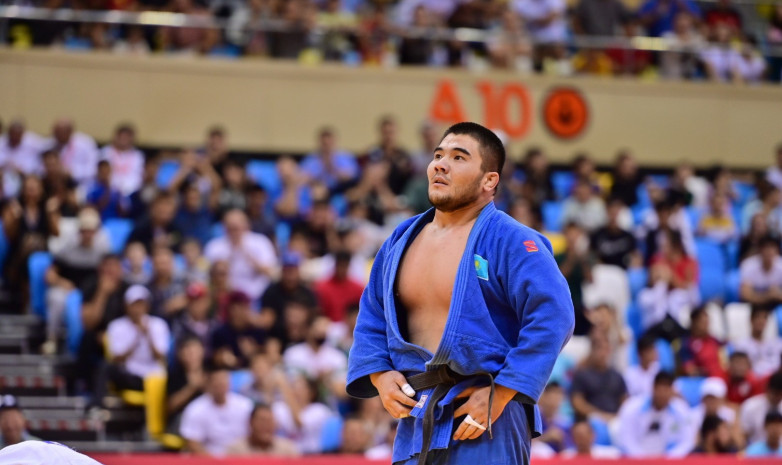 Подробнее о статье Казахстанский дзюдоист стал бронзовым призером Grand Slam в Париже