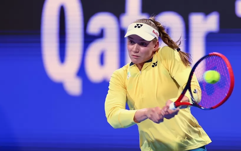 Подробнее о статье Елена Рыбакина преодолела барьер 1/8 финала на турнире WTA 1000 в Дохе