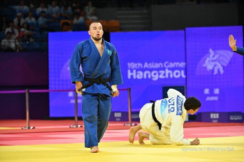 Подробнее о статье Казахстанцы будут биться за «бронзу» чемпионата Азии по дзюдо