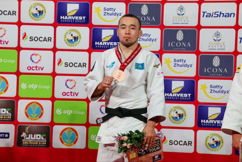 Подробнее о статье Видео бронзовой схватки казахстанского дзюдоиста на Grand Slam в Астане