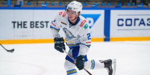 Подробнее о статье Казахстанский хоккеист подписал контракт с шотландским клубом