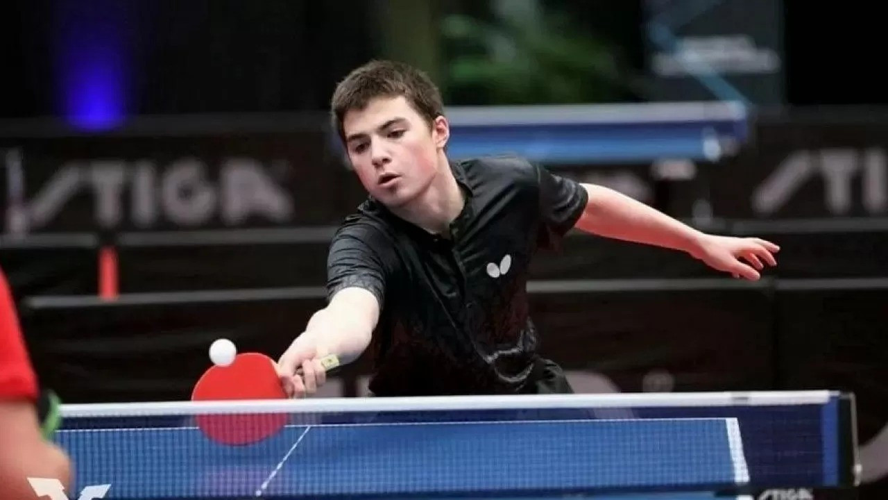Подробнее о статье Алан Курмангалиев уступил в 1/4 финала молодежного чемпионата Азии по настольному теннису