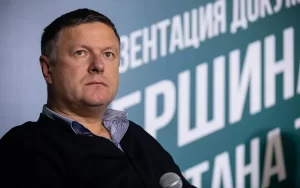 Подробнее о статье Евгений Кафельников – о спаде Медведева: Наверняка у Дани поменялись приоритеты
