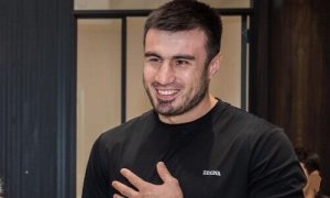 Подробнее о статье Джалолов назвал своим кумиром уроженца Казахстана