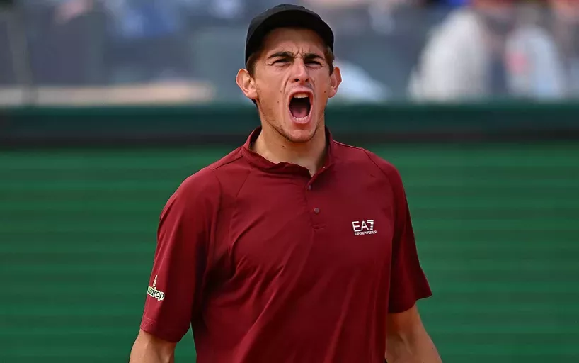 Вы сейчас просматриваете Мадрид (ATP). Маттео Арнальди обыграл Фрэнсиса Тиафо и вышел в четвертьфинал
