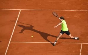 Подробнее о статье Стефанос Циципас покинет Топ-15 рейтинга ATP впервые с 2018 года