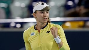 Подробнее о статье Елена Рыбакина пробилась в 1/8 финала турнира “Ролан Гаррос”