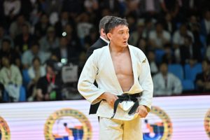 Подробнее о статье Чемпионат мира по дзюдо: Есет Куанов проиграл олимпийскому чемпиону и не смог выйти в 1/8 финала