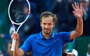 Подробнее о статье Галле (ATP). Даниил Медведев успешно стартовал на турнире