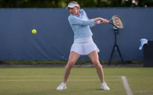 Подробнее о статье Хертогенбос (WTA). Екатерина Александрова победила Анну Блинкову во втором круге турнира