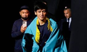 Подробнее о статье Боец из Казахстана стал миллионером после поединка на историческом турнире UFC