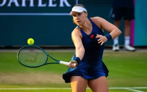 Подробнее о статье Истборн (WTA). Анна Блинкова победила Лулу Сун и вышла в четвертьфинал