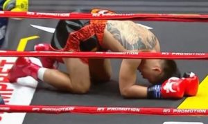 Подробнее о статье Тяжелым нокаутом в первом раунде закончился бой казахстанца и боксера с 21 победой. Видео