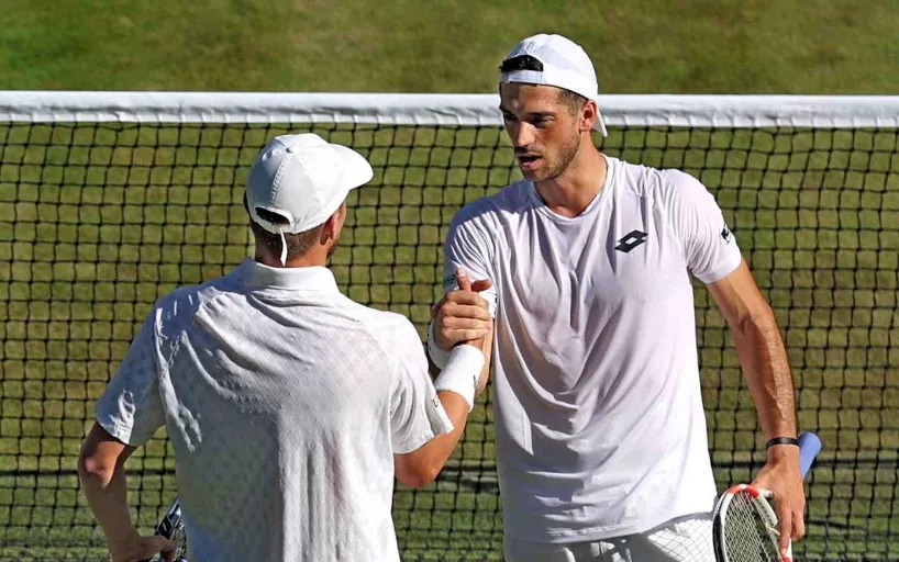 Вы сейчас просматриваете Джулиан Кэш и Ллойд Гласспул взяли парный титул на Уимблдоне. Это первая победа британского дуэта с 1936 года