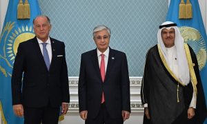 Подробнее о статье Касым-Жомарт Токаев встретился с главой Международной федерации спортивной стрельбы