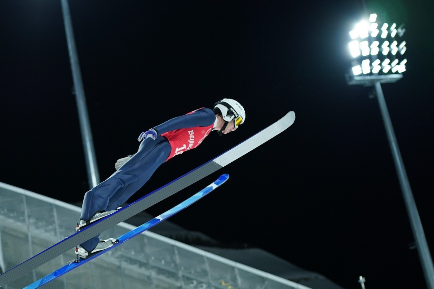 Вы сейчас просматриваете Данил Васильев завоевал “серебро” на Гран-при по прыжкам на лыжах с трамплина в Польше