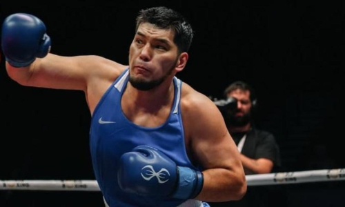 Подробнее о статье Прямая трансляция шести медальных боев Казахстана на ЧМ-2025 по боксу