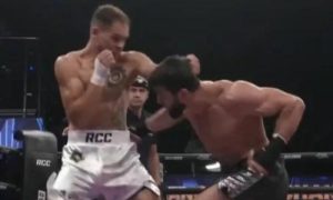 Подробнее о статье Победивший Алимханулы казахстанец побывал в нокдауне и проиграл бой. Видео